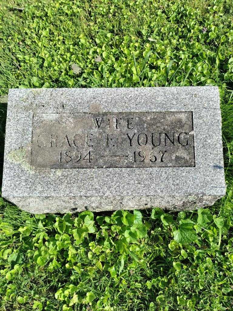 Grace F. Young's grave. Photo 3