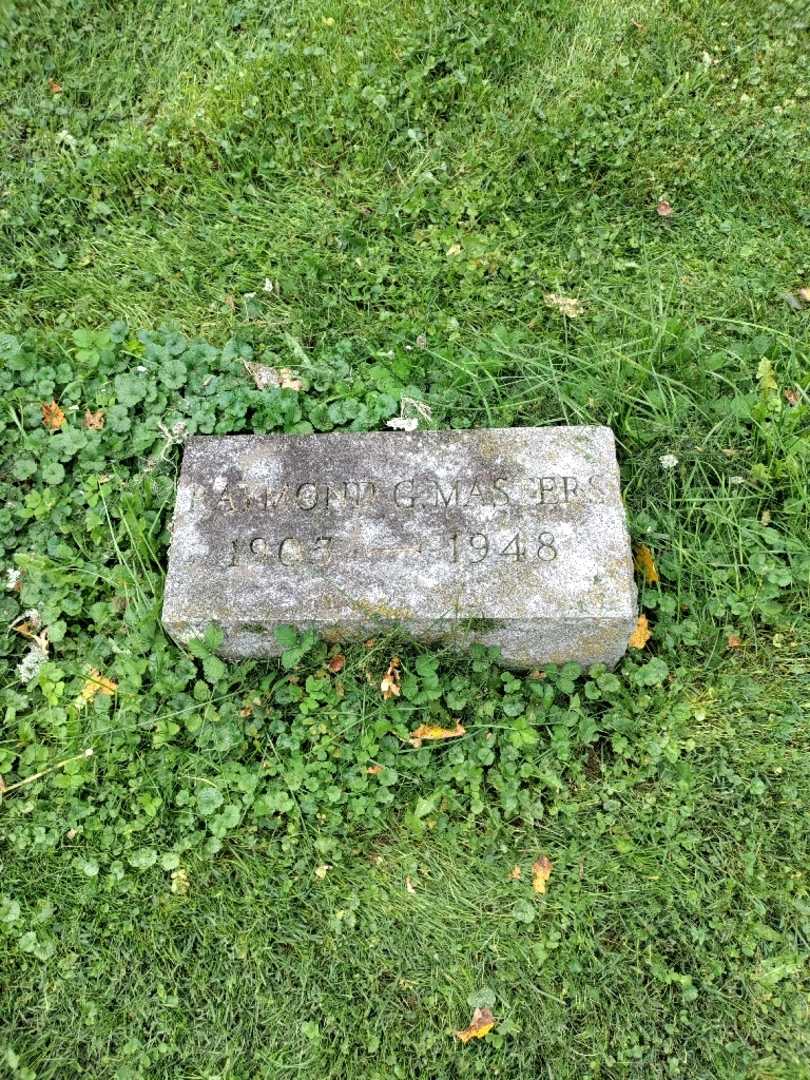 Raymond George Masters's grave. Photo 3