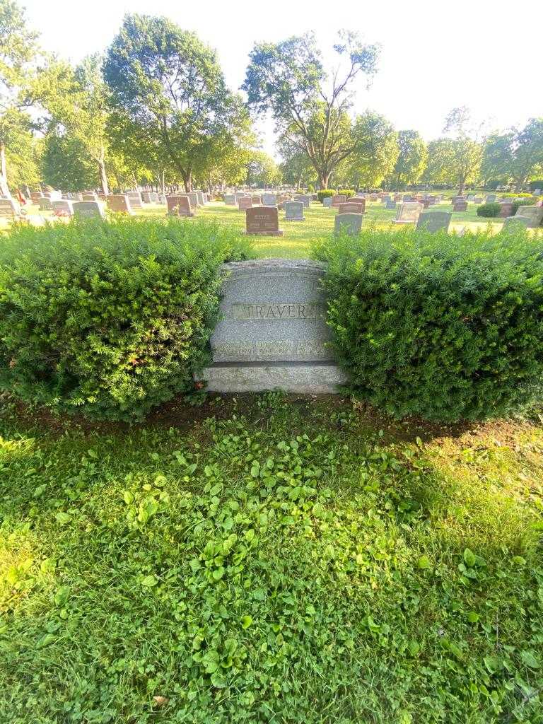 J. Howard Traver's grave. Photo 1