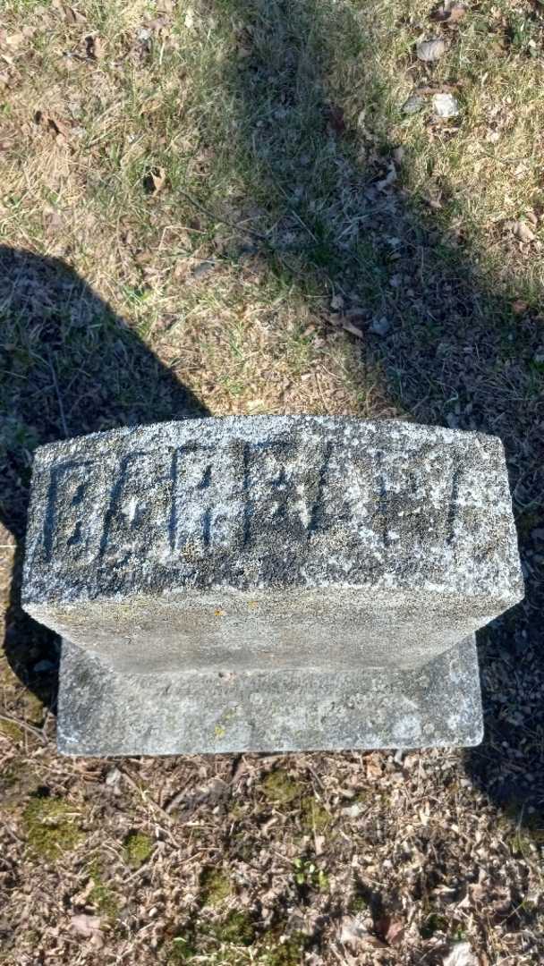 Barbara Seybold's grave. Photo 4