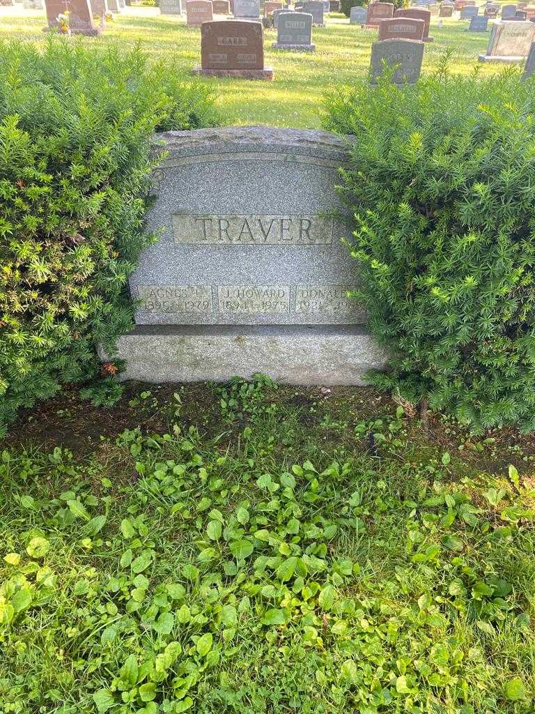 J. Howard Traver's grave. Photo 2