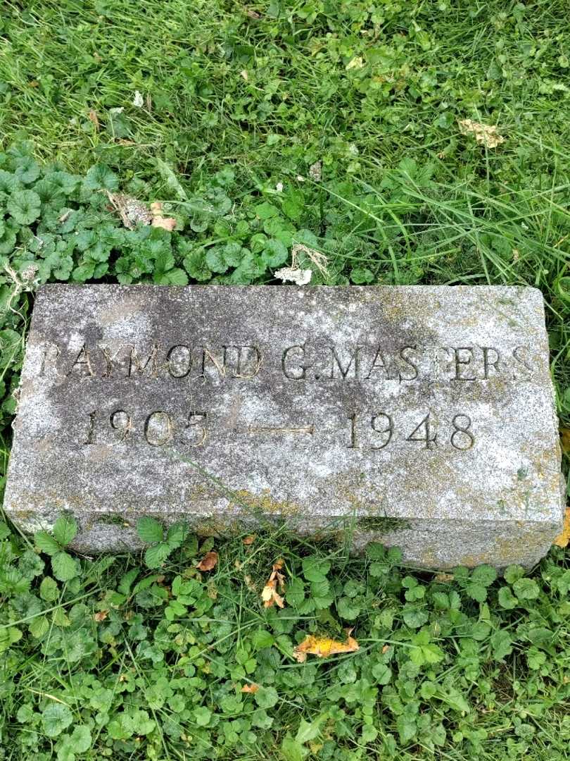 Raymond George Masters's grave. Photo 4