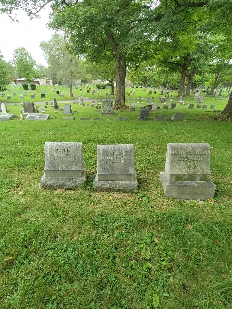 George Heitzman's grave. Photo 2