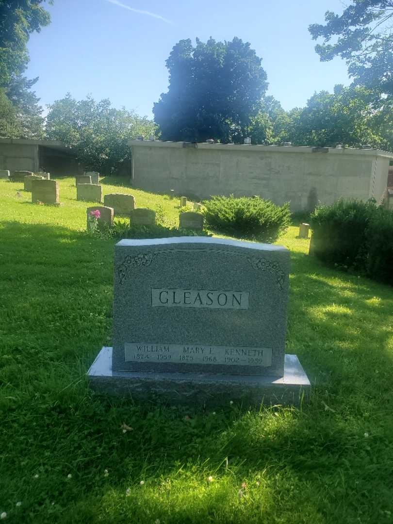 Mary E. Gleason's grave. Photo 3