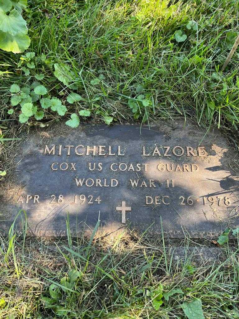 Mitchell Lazore's grave. Photo 3
