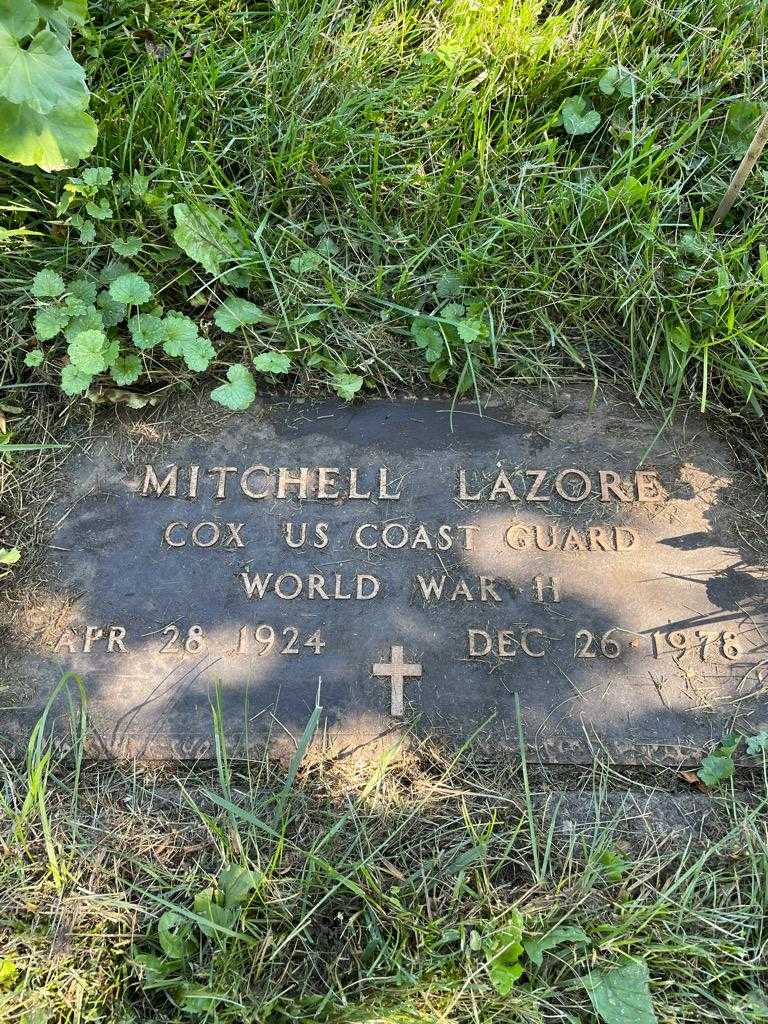 Mitchell Lazore's grave. Photo 1