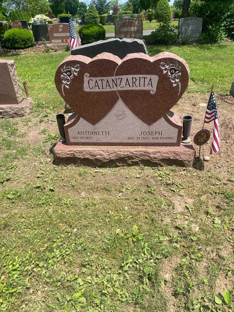 Joseph Catanzarita's grave. Photo 2