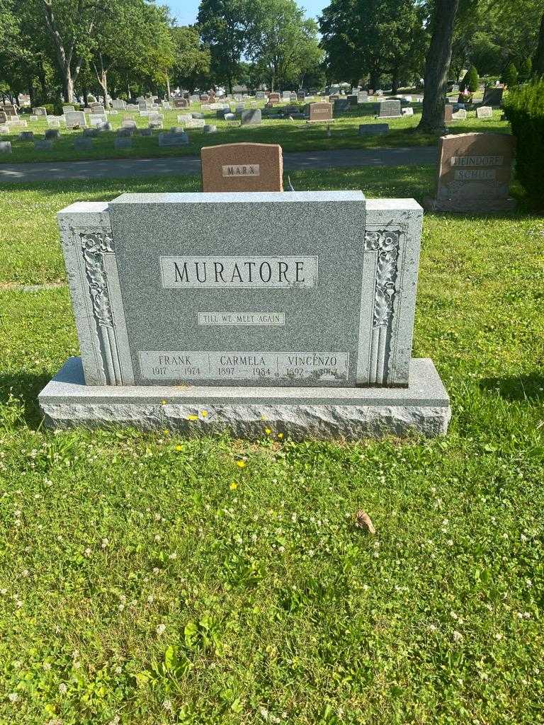 Vincenzo Muratore's grave. Photo 2