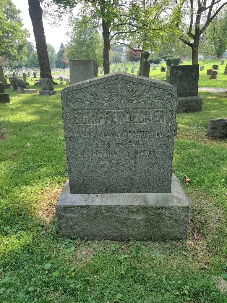 Margaret "Maggie" Schifferdecker's grave. Photo 4