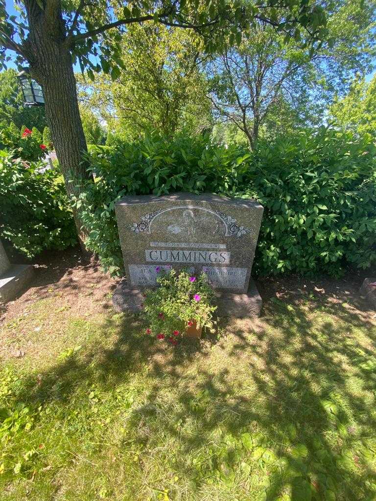 Ila V. Cummings's grave. Photo 1