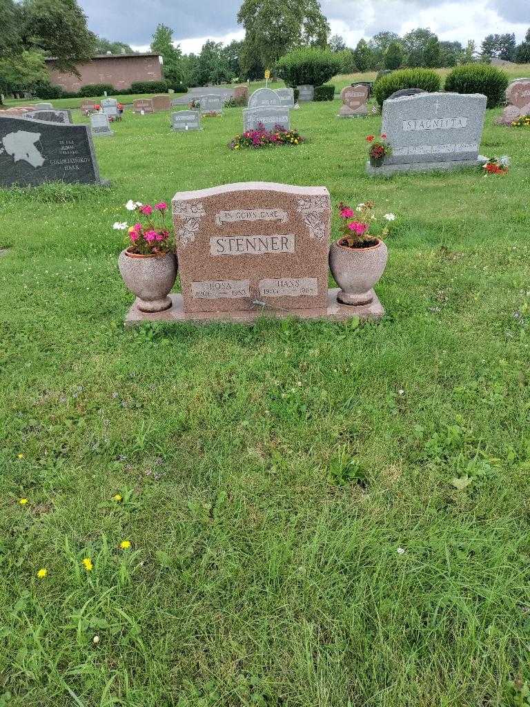 Rosa Stenner's grave. Photo 1