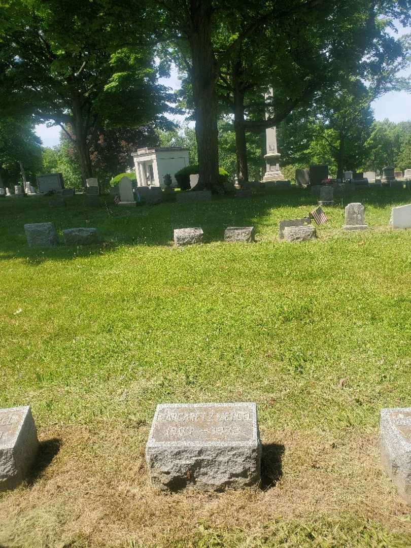 Margaret Z. Mengel Barella's grave. Photo 1