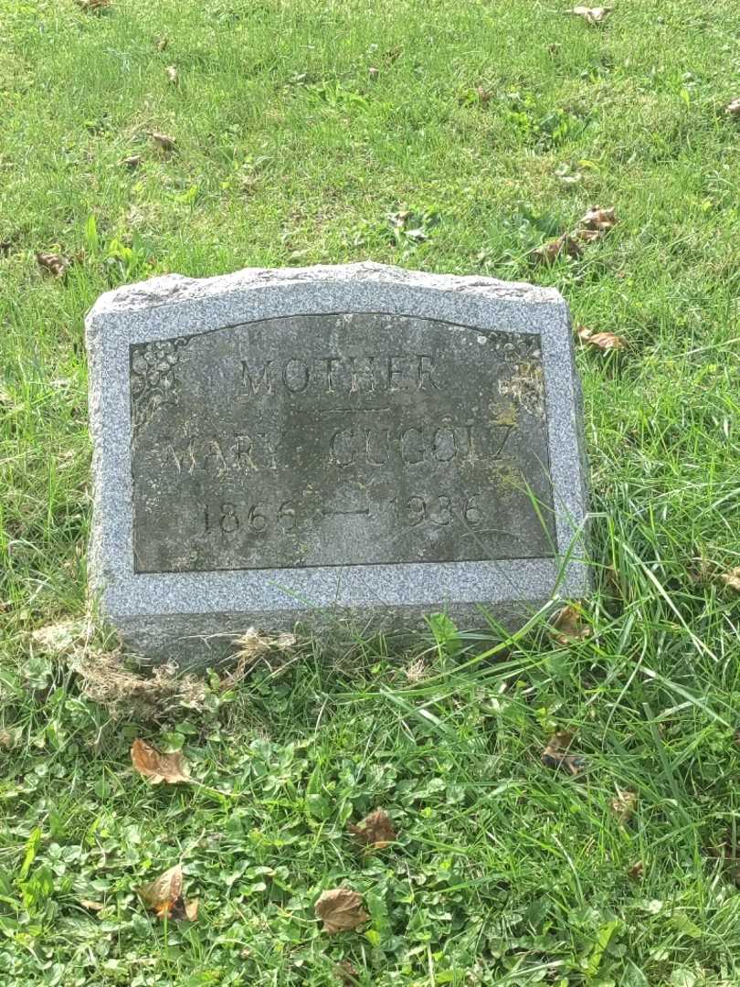 Mary Gugolz's grave. Photo 3