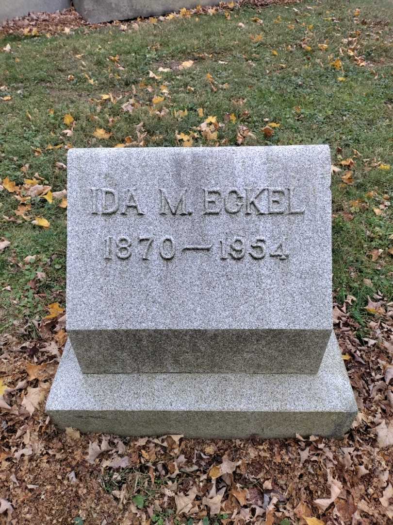 Ida M. Eckel's grave. Photo 3