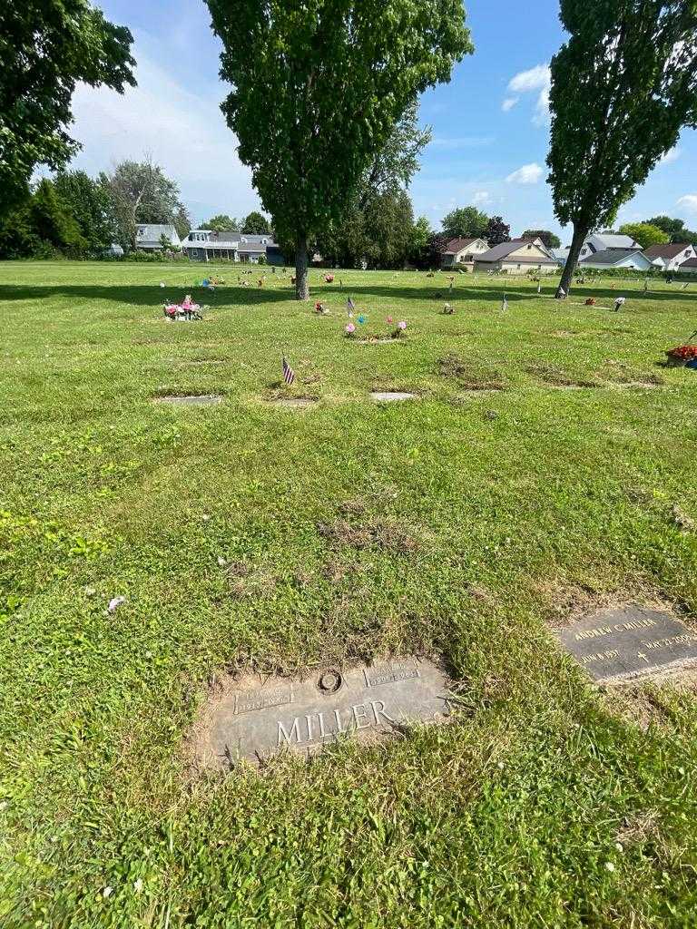 Carl D. Miller's grave. Photo 1