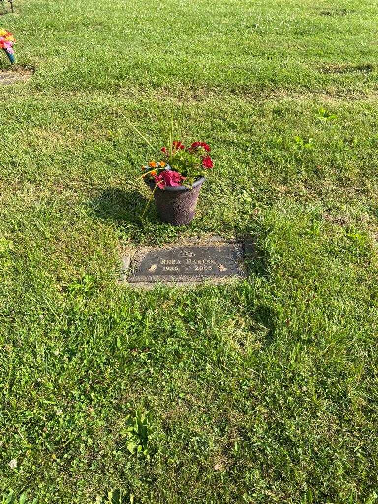 Rhea Harter's grave. Photo 2