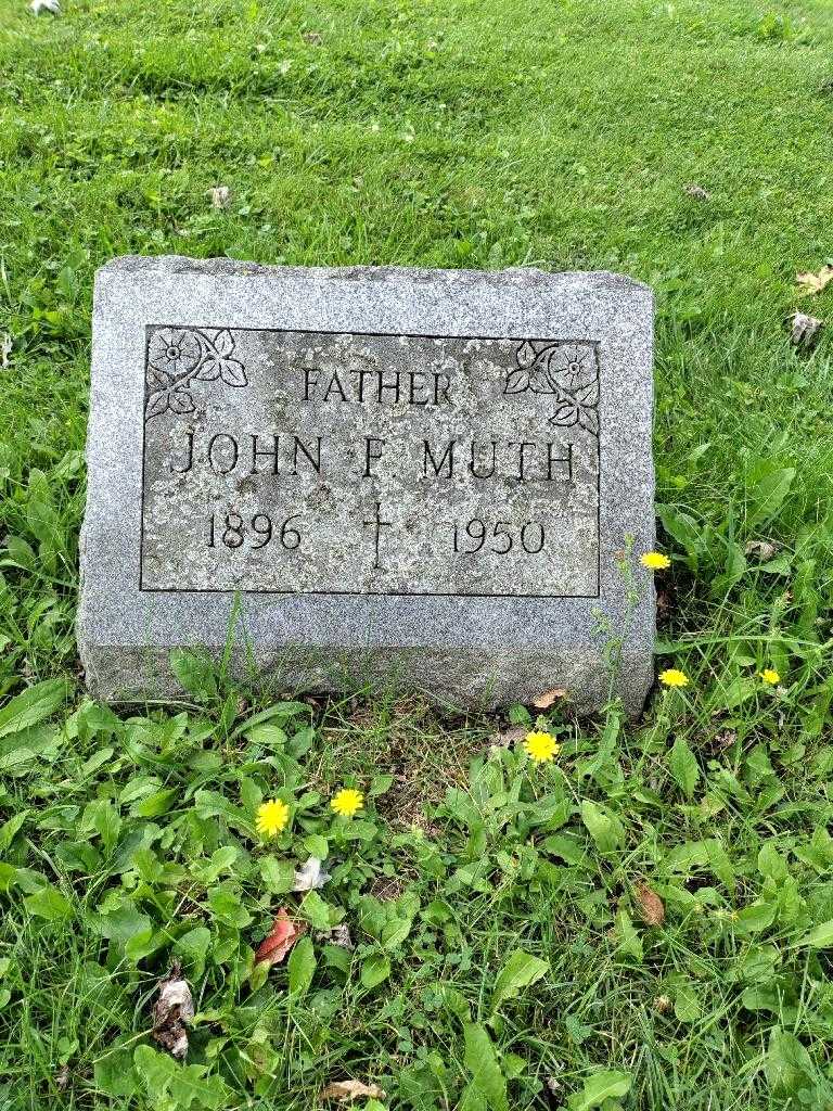 John F. Muth's grave. Photo 2