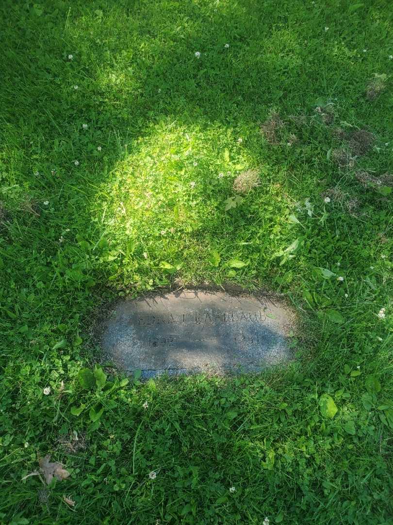 Edna L. Raaflaub's grave. Photo 3
