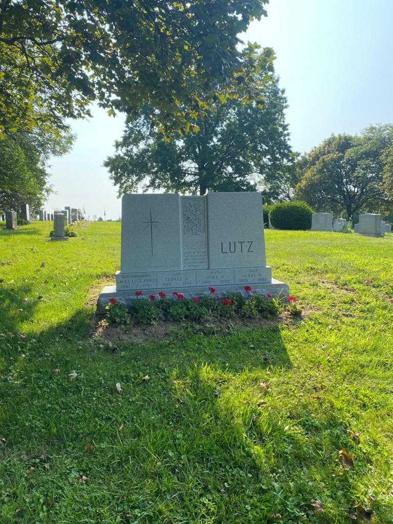 Laura Jones Lutz's grave. Photo 3