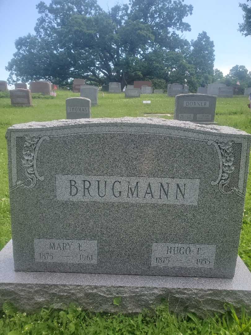 Mary E. Brugmann's grave. Photo 3