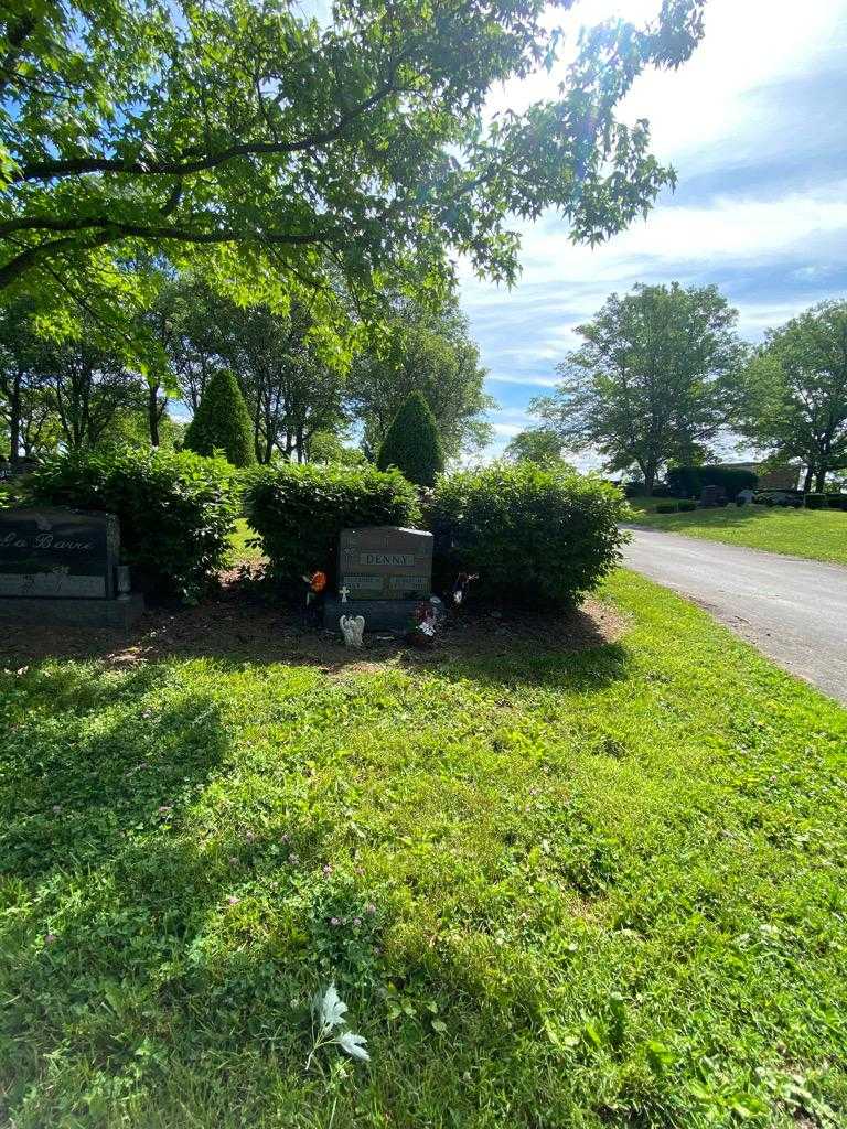 Robert M. Denny's grave. Photo 1