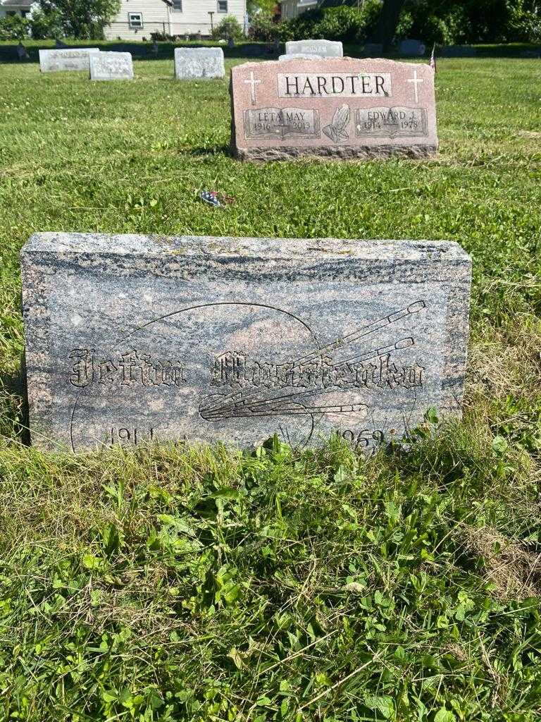 Jefim Mussienko's grave. Photo 3