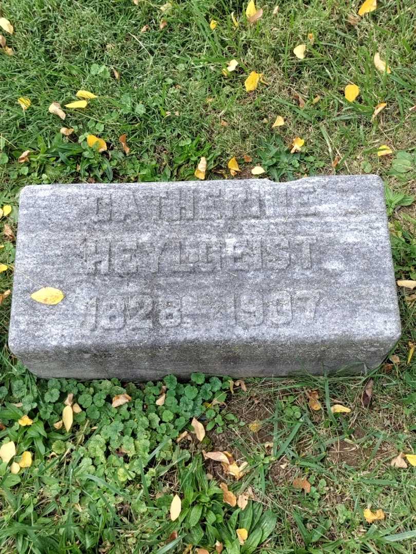 Catherine Heylgeist's grave. Photo 3