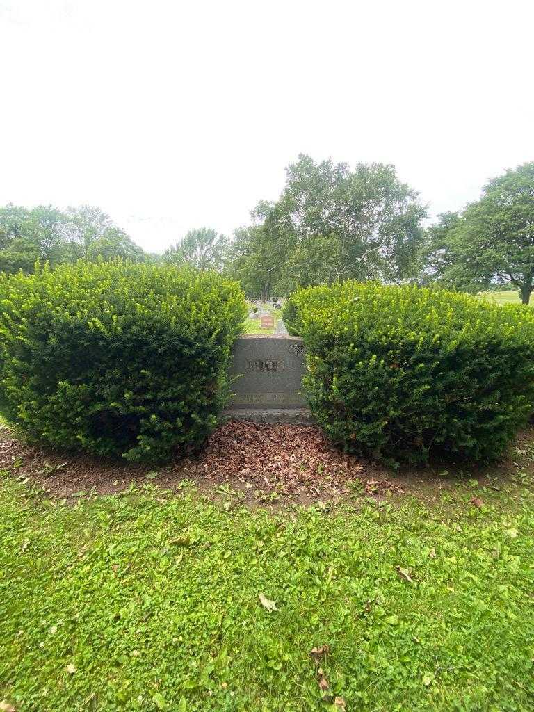 Ernest Lawrence Beebe Junior's grave. Photo 2