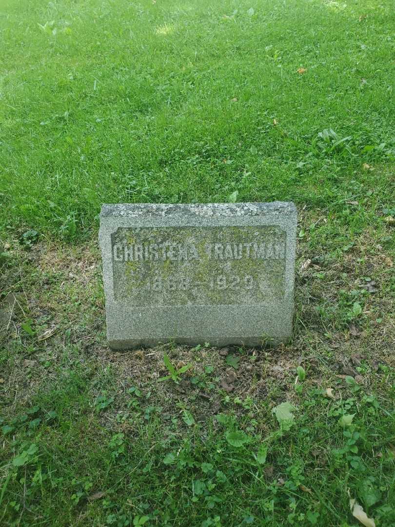 Christina Trautman's grave. Photo 3