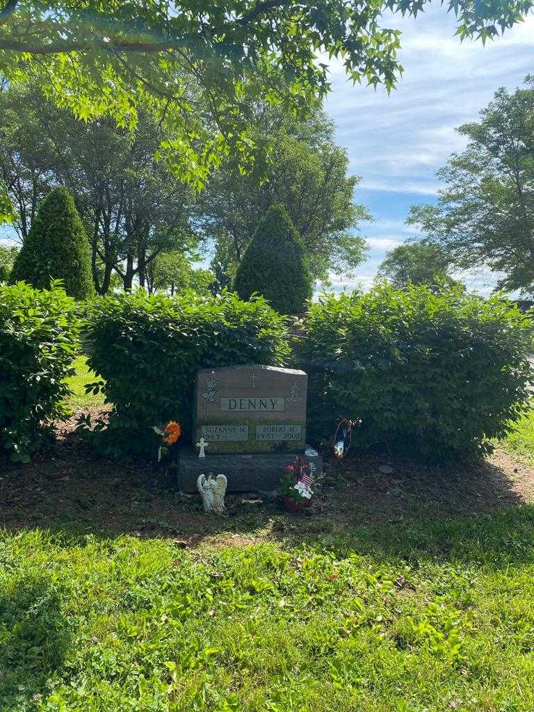 Robert M. Denny's grave. Photo 2