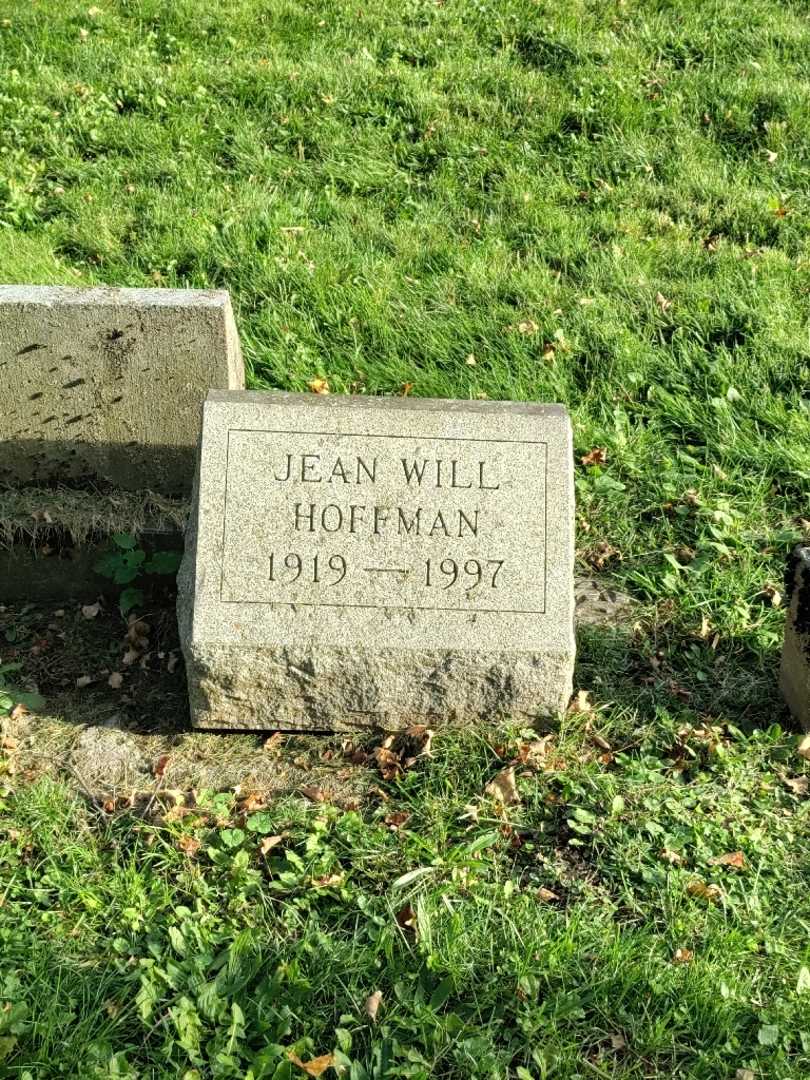 Jean Will Hoffman's grave. Photo 2