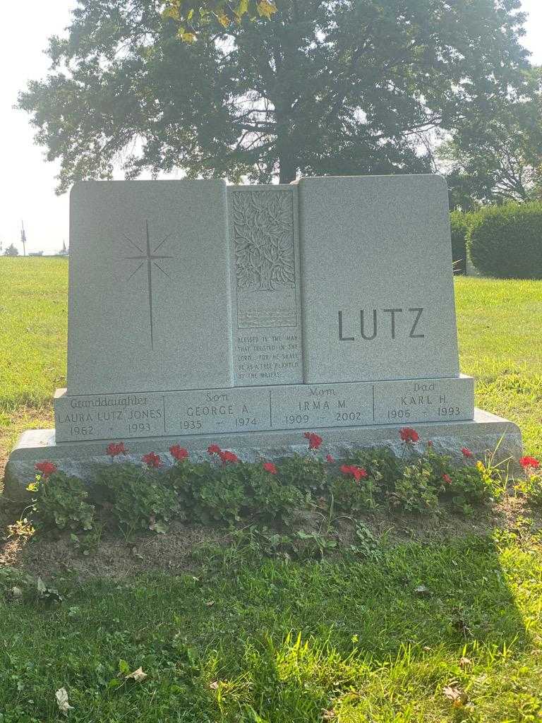 George A. Lutz's grave. Photo 1