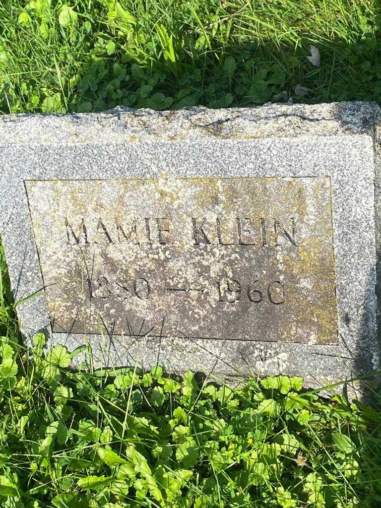 Mamie B. Klein's grave. Photo 3
