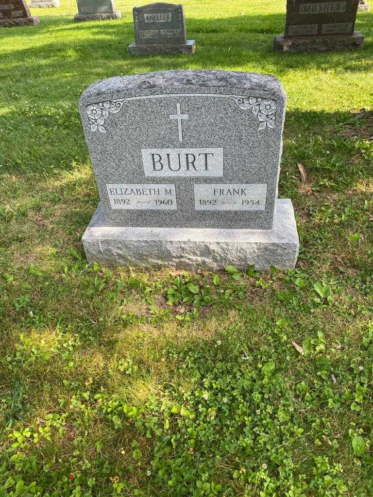 Frank Burt's grave. Photo 2