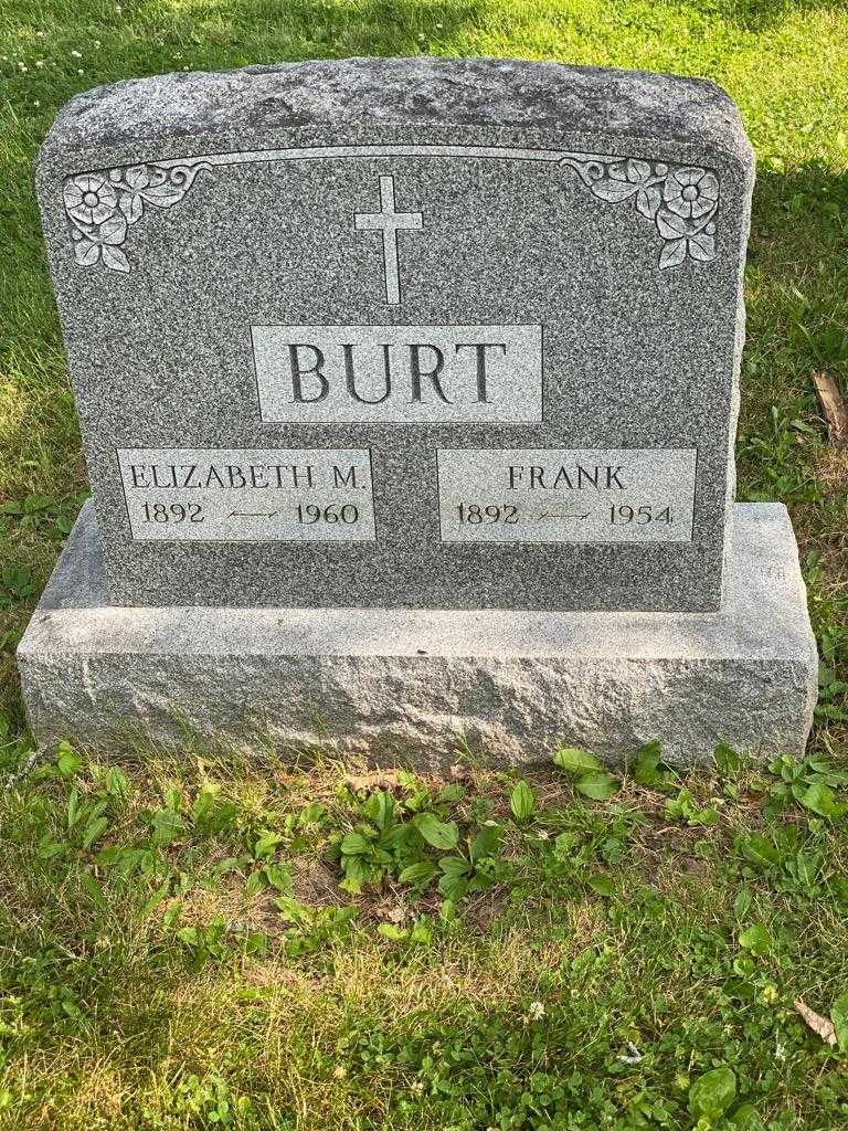 Frank Burt's grave. Photo 3