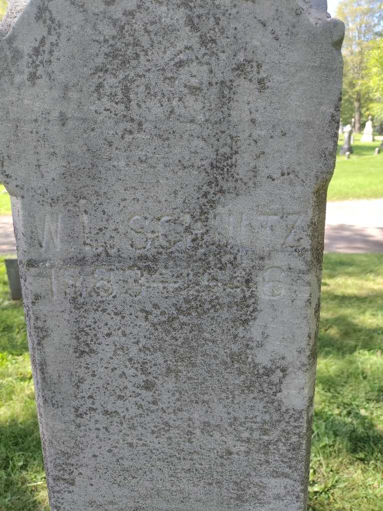 William L. Schultz's grave. Photo 4