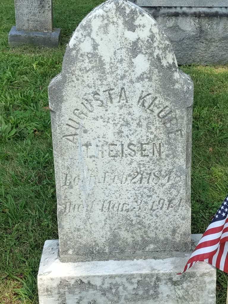 Augusta Klube Theisen's grave. Photo 3
