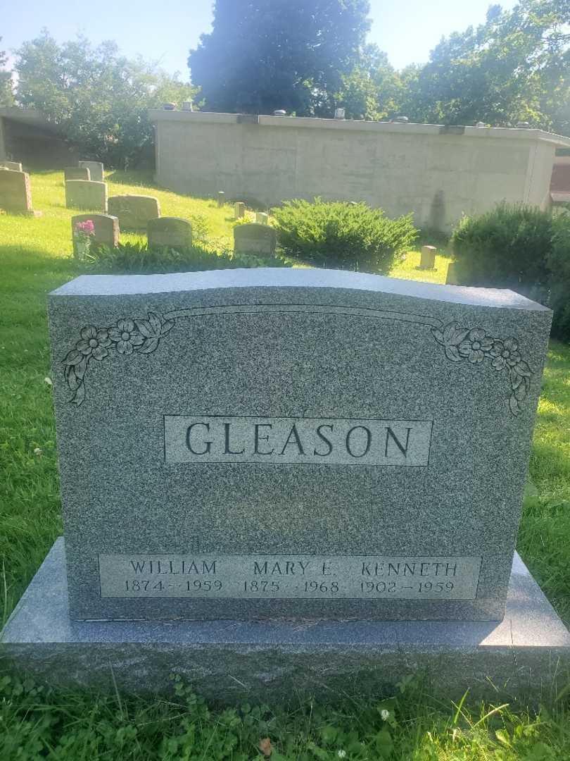 Mary E. Gleason's grave. Photo 1