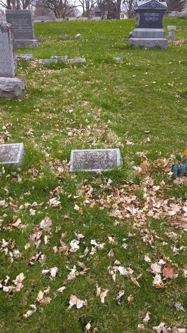 Charles R. Wurpel's grave. Photo 2
