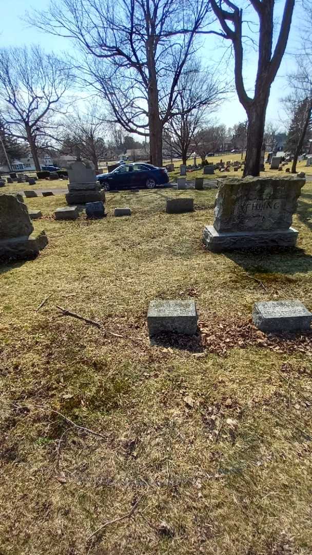 Ruth O'Connor's grave. Photo 2
