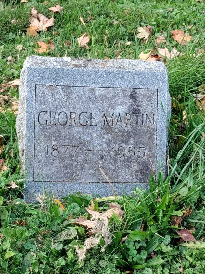 George W. Martin's grave. Photo 3