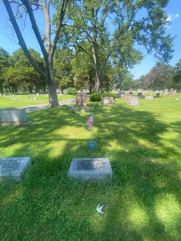 Otto C. Stadelmann's grave. Photo 1