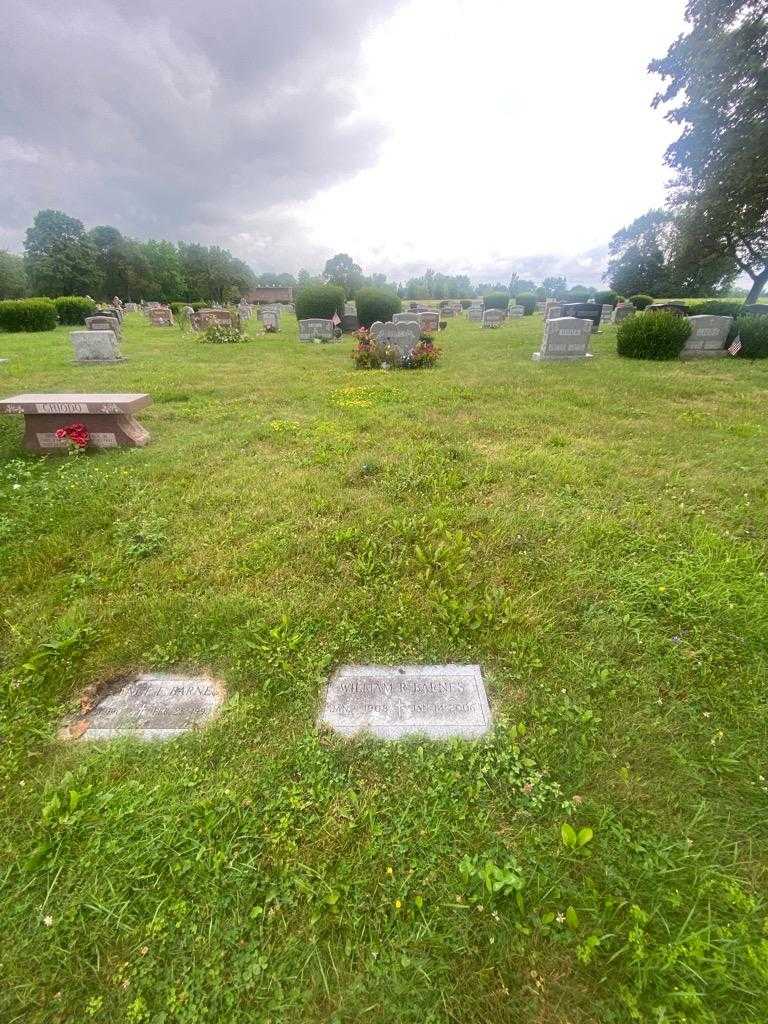 William R. Barnes's grave. Photo 1