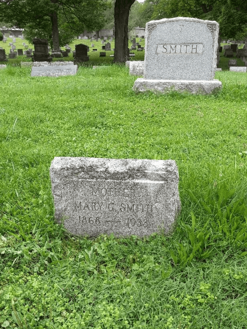 Mary G. Smith's grave. Photo 3