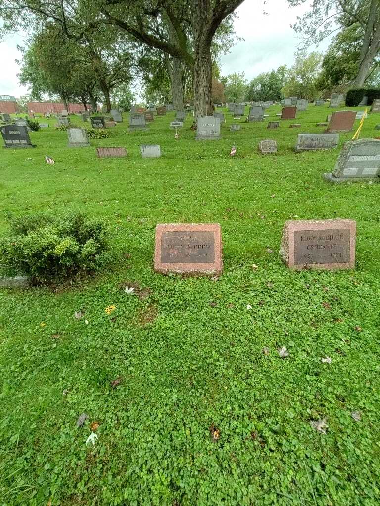 Ella M. Reddick's grave. Photo 1