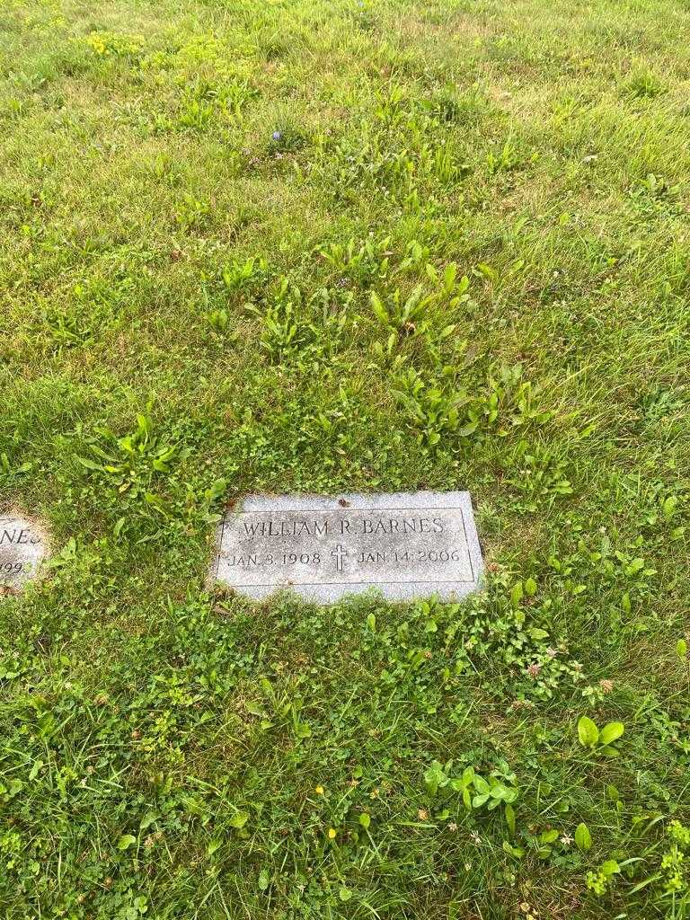 William R. Barnes's grave. Photo 2