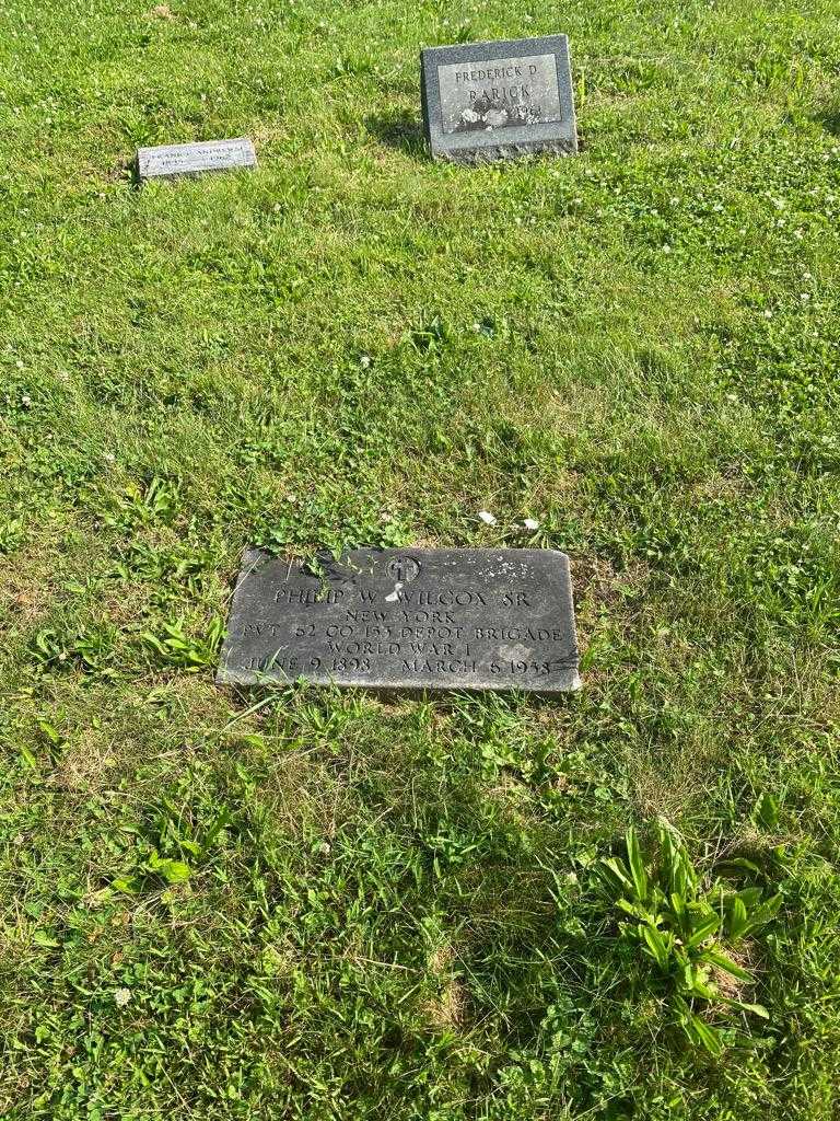 Philip W. Wilcox Senior's grave. Photo 2
