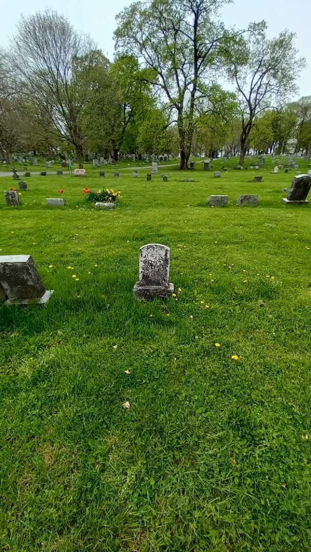 William A. Sherman's grave. Photo 1