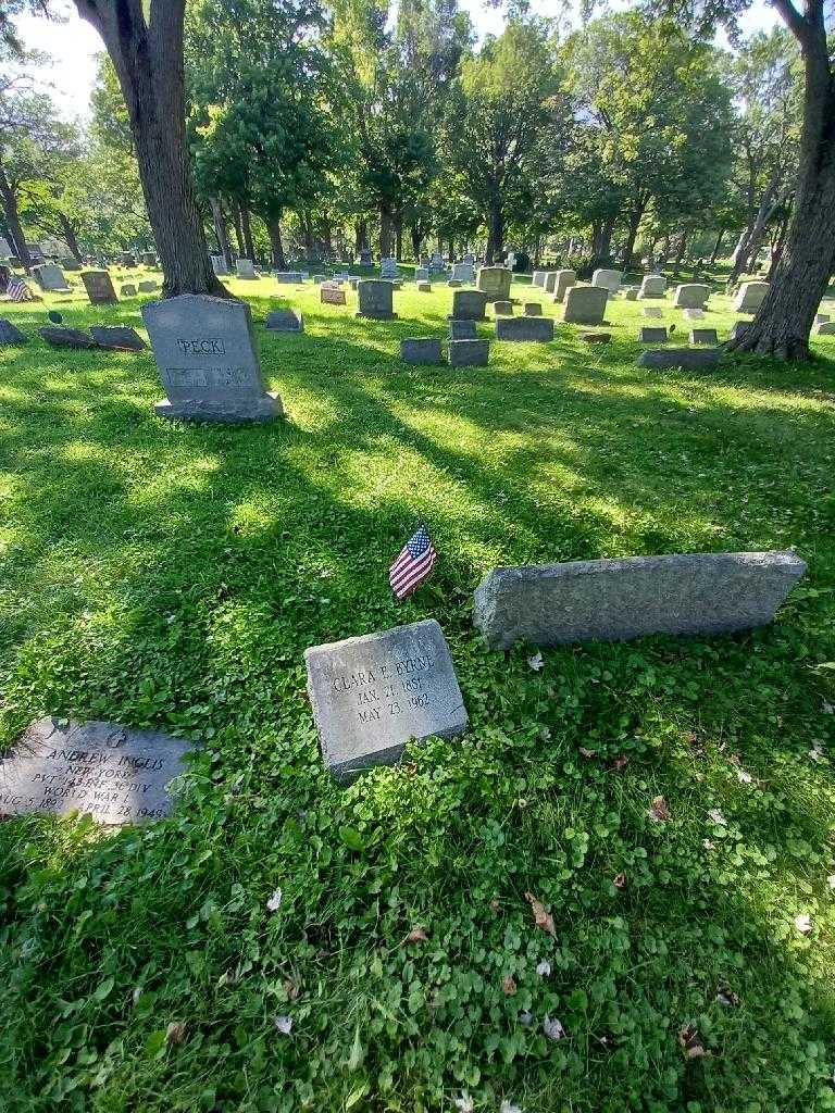 Clara E. Byrne's grave. Photo 1