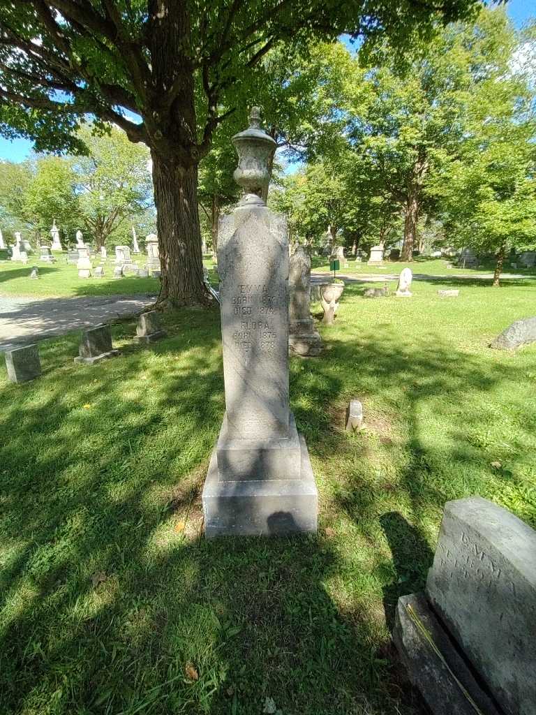 Flora Schultz's grave. Photo 2
